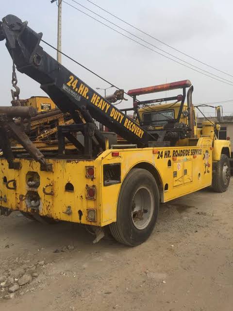 Towing Truck